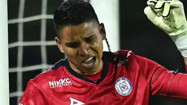 Mier tras error. Foto: MSN