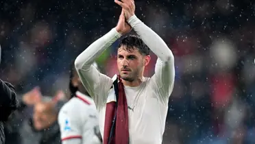 Santiago Giménez/ Foto 'X'.