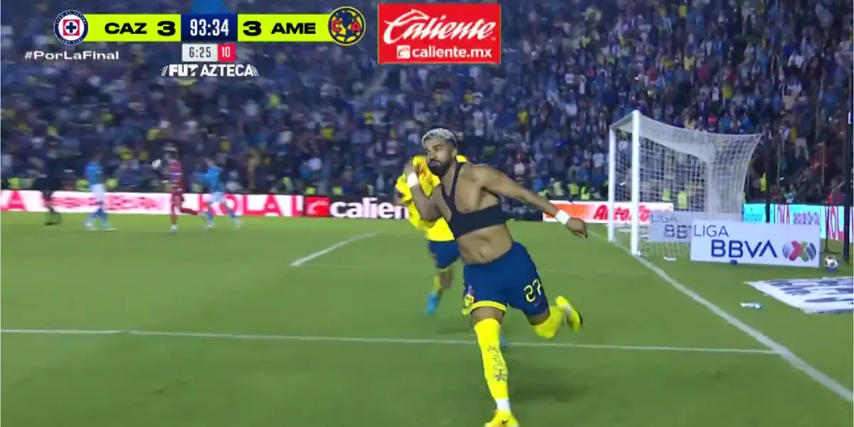 Aguirre celebrando su gol. Captura de TV Azteca