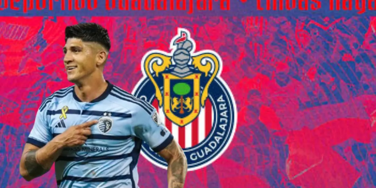 Alan Pulido junto a escudo de Chivas / FOTO FÚTBOL TOTAL