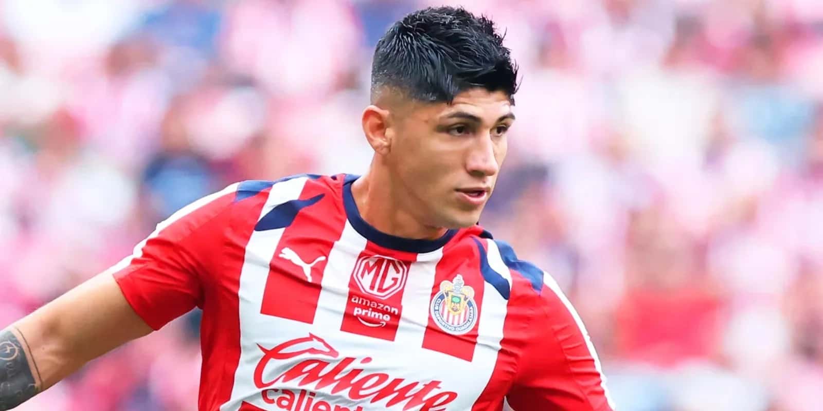 Alan Pulido no podrá llegar al Atlas debido a su alto salario en Chivas