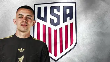 Álvaro Fidalgo junto al escudo de la Selección de Estados Unidos / FOTO X