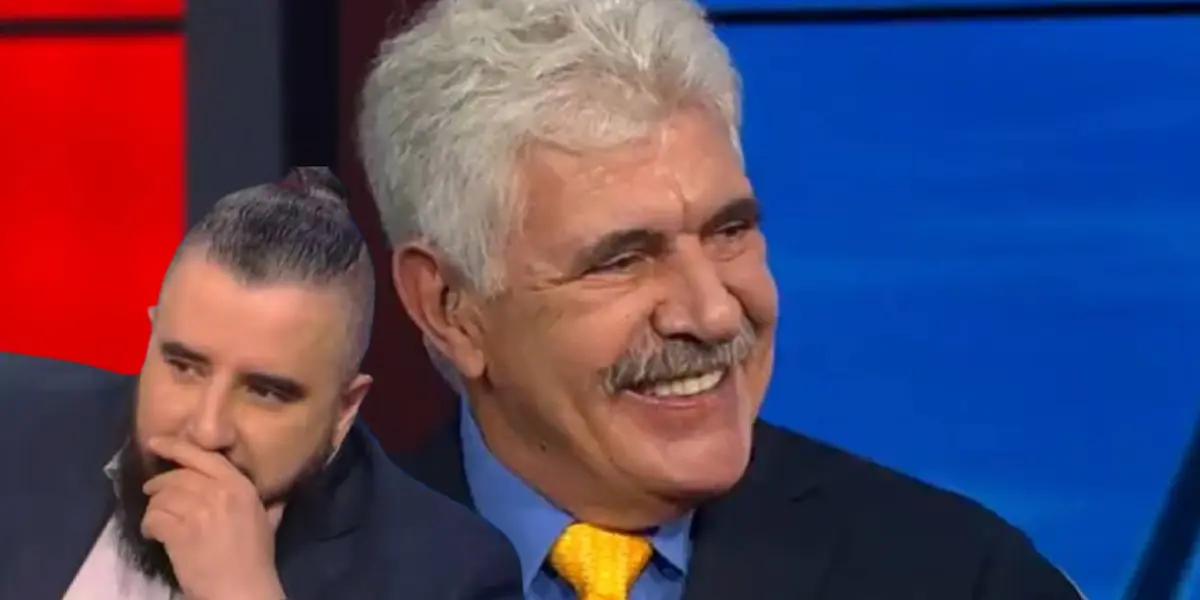 Álvaro Morales junto a Ricardo Ferretti / FOTO X