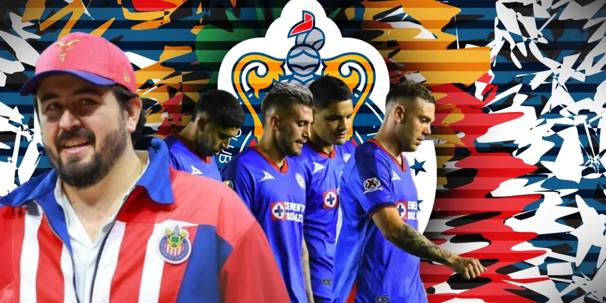 Amaury Vergara junto a jugadores de Cruz Azul / FOTO DIARIO CAMBIO 22
