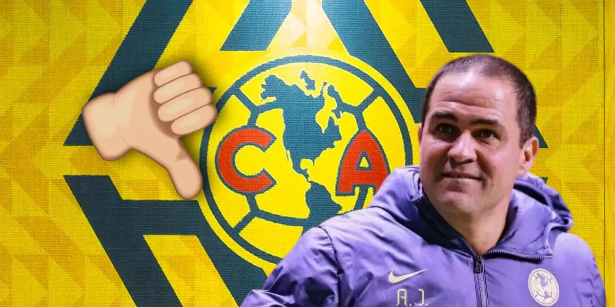 André Jardine riendo y emoji de dedo hacia abajo/Foto Club América.