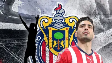 Antonio Briseño y sombra de jugador con las manos alzadas/ Foto Pinterest.