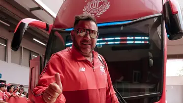 Antonio Mohamed sonriendo/Foto Goles y Cifras.