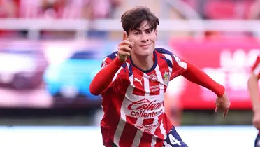 Armando González festejando su gol ante Atlético de San Luis / FOTO CHIVAS