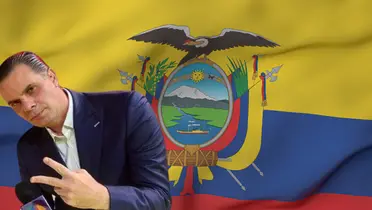 Bandera tomada de Canva, con Martinoli al frente