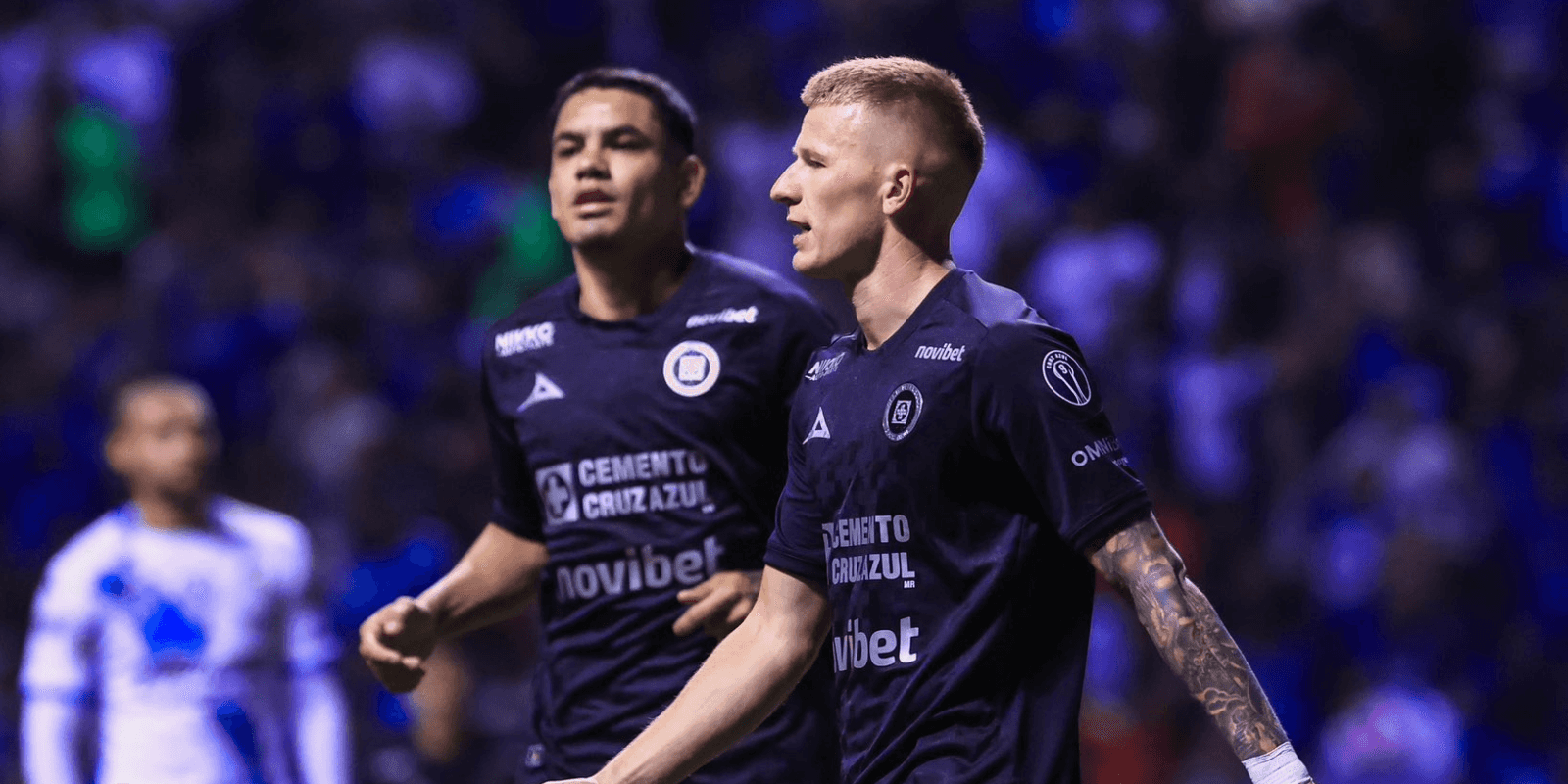 Bogusz tras gol. Foto: Cruz Azul
