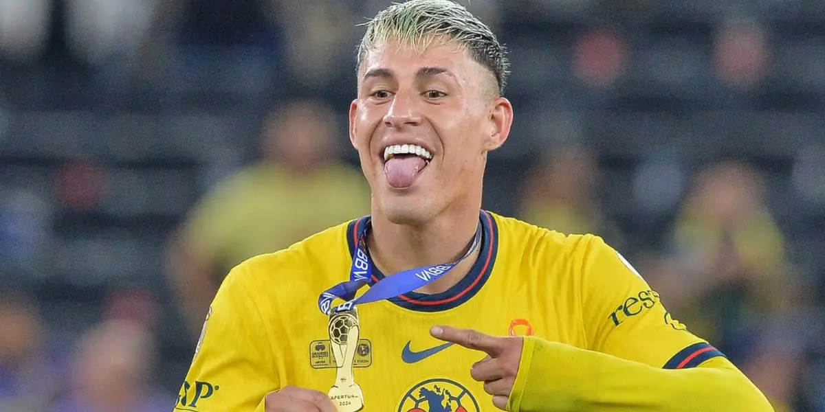 Calderón con medalla. Foto: Getty