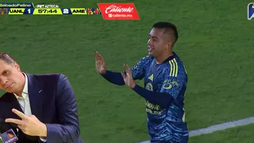 Captura de Azteca tras doblete de Sánchez, con Martinoli al frente