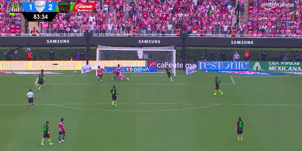 Captura de Chivas del gol de Sandoval