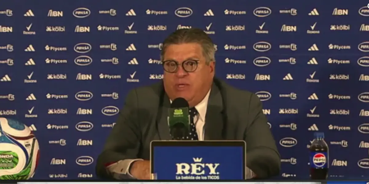 Captura de Claro, con Herrera en confe