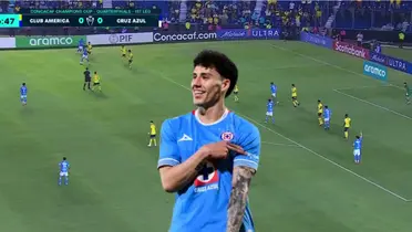 Captura de Concachampions, con Jorge Sánchez al frente