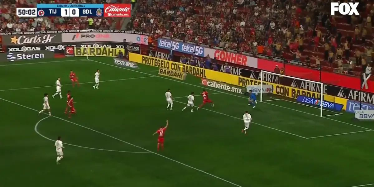 Captura de FOX del segundo gol de Xolos