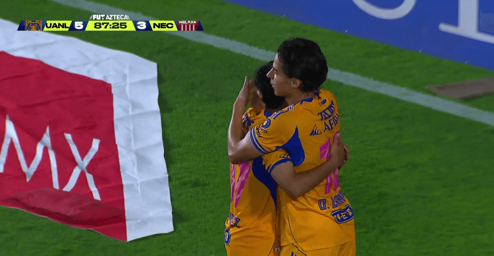 Captura de Tigres de la celebración de Lainez y Sánchez