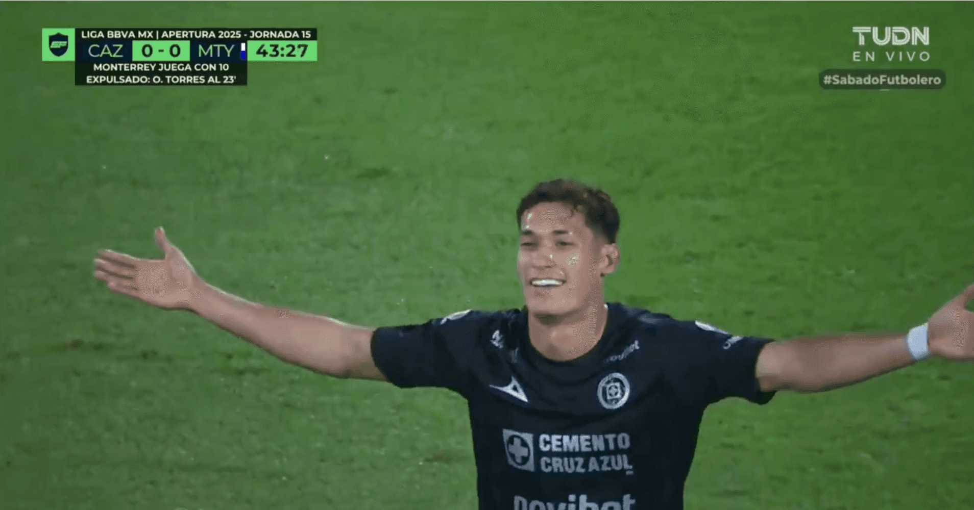 Captura de TUDN del gol de Chiquete
