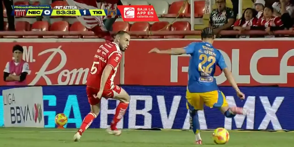 Captura de TV Azteca de la asistencia de Antuna