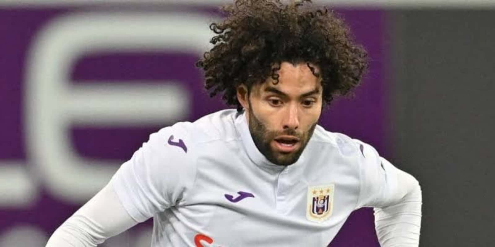 César Huerta en un partido con el Anderlecht / SPORT JUDGE