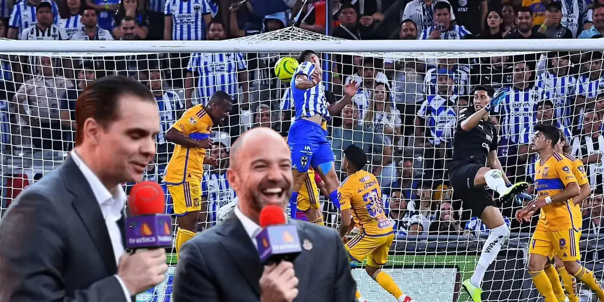 Christian Martinoli y Luis García riendo, jugadores disputando balón/Foto Línea Directa.