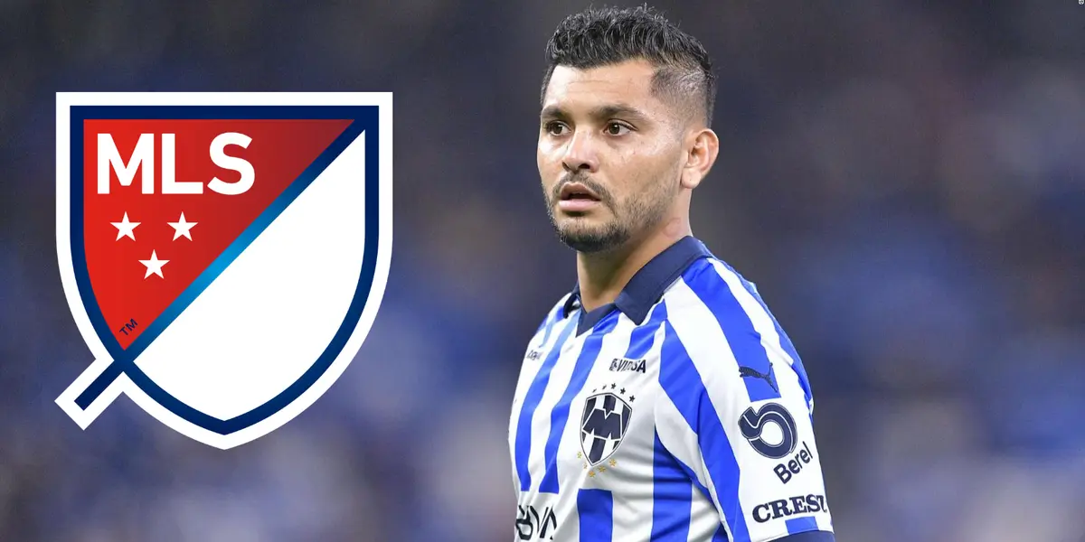 Corona en partido con Rayados. Foto: Sportsmedia