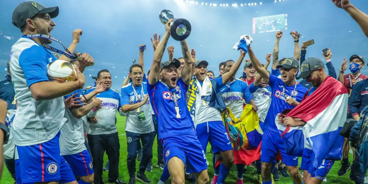 Cruz Azul celebrando la novena. Foto: Sporting News