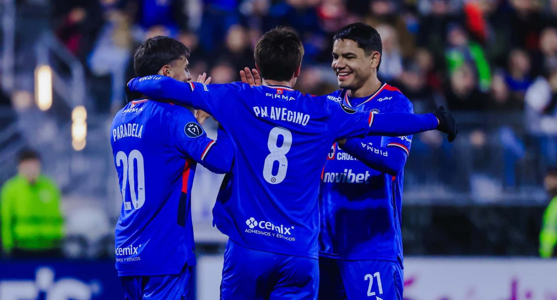 Cruz Azul volvió a ganar tras los goles de Morales y Palavecino