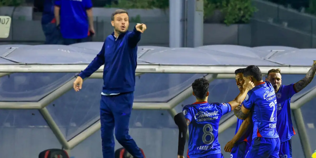 Cruz Azul y los dos futbolistas que se están peleando un lugar, Anselmi a decidir