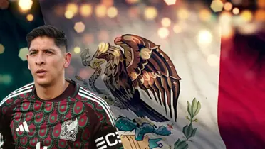 Edson Álvarez junto a la bandera mexicana / FOTO W DEPORTES