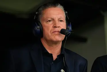 El comentarista de TUDN Ricardo Peláez vivió al límite el triunfo del Tricolor.