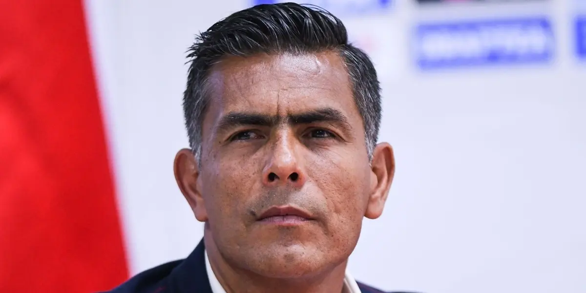 El exportero no se guardó nada y dejó en claro su sentir sobre la falta del Pocho Guzmán en Selección Mexicana.
