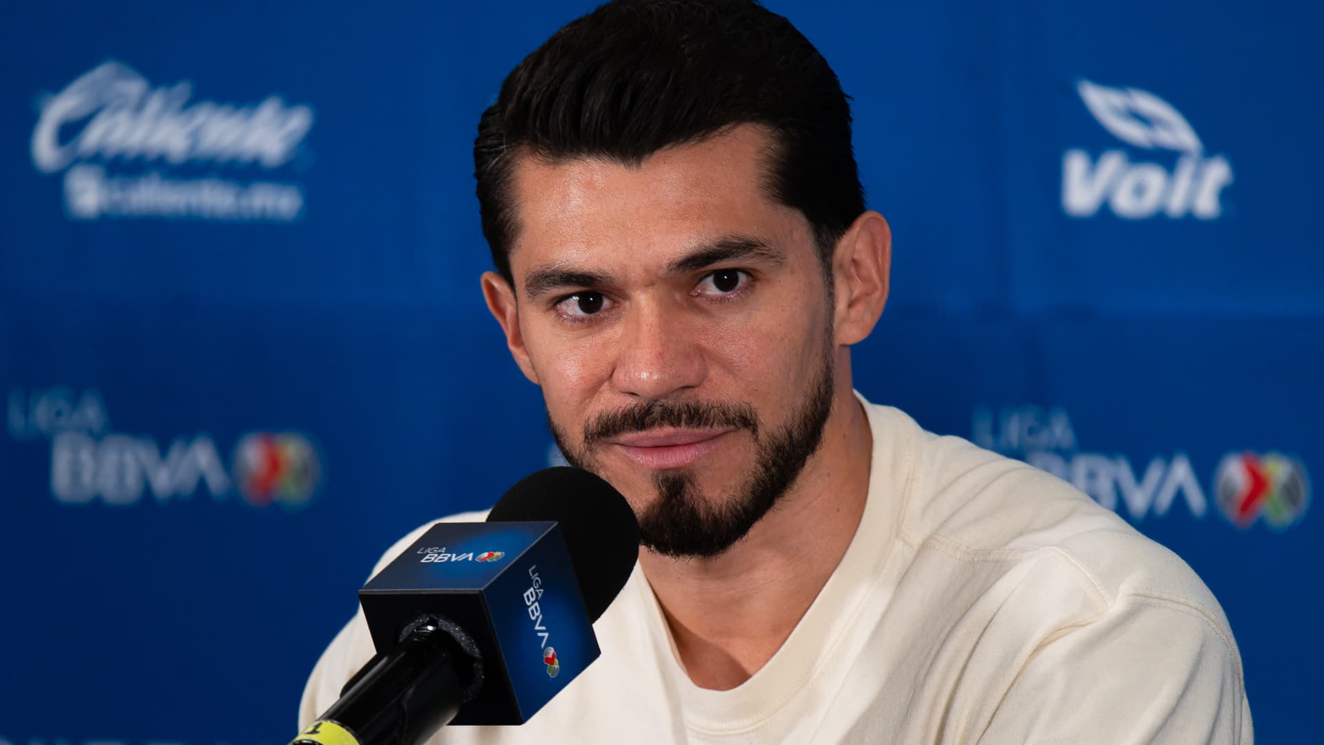El goleador no pasa por su mejor momento y podrían marcarle la salida (MexSport).