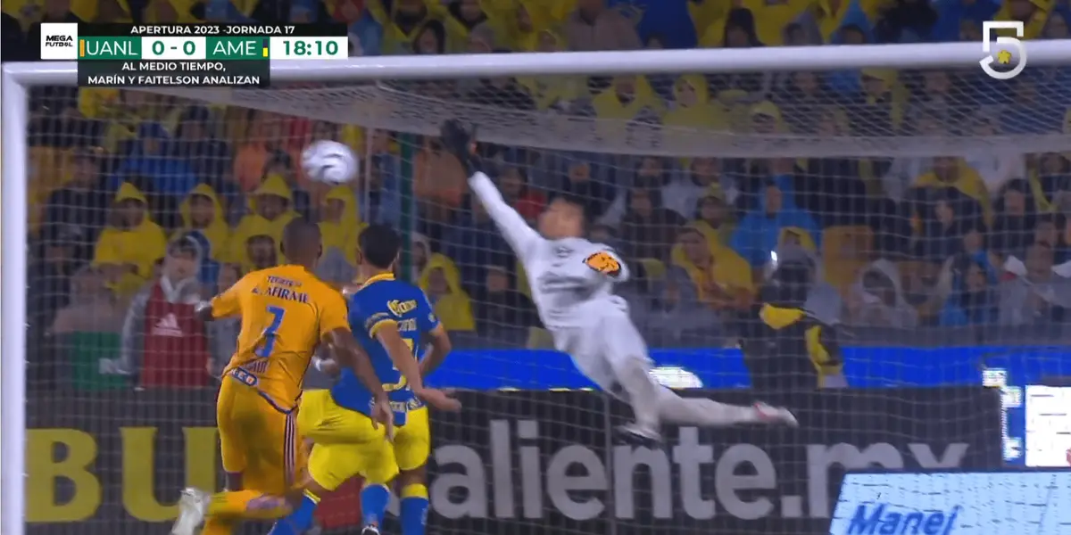 El guardameta volvió a tener grandes atajadas.