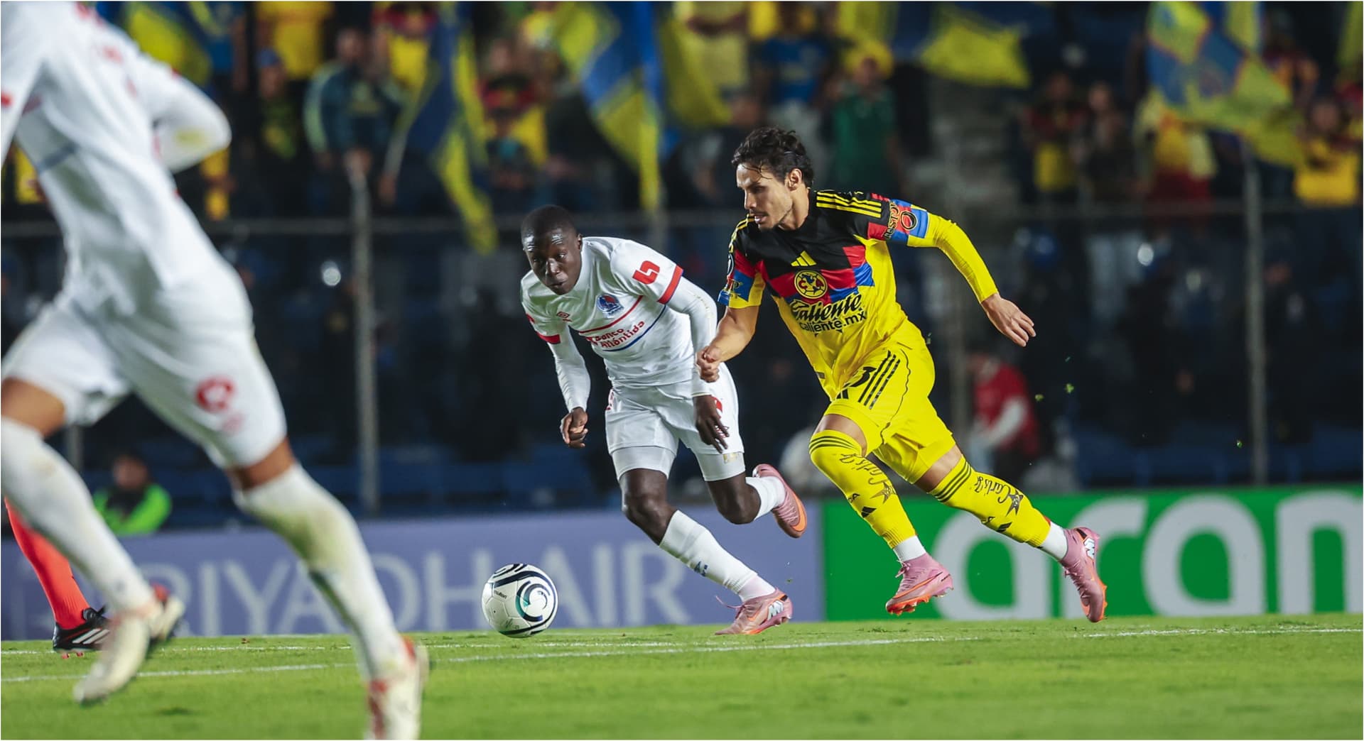 El jugador cometió un pequeño error antes del juego vs Olimpia
