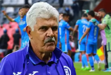 El periodista dejo en claro que de seguir el técnico brasileño, la máquina viviría un momento diferente