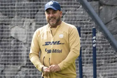 El ‘Turco’ buscaría llevar a la portería auriazul a un viejo conocido de su confianza en lugar de valerse de la cantera