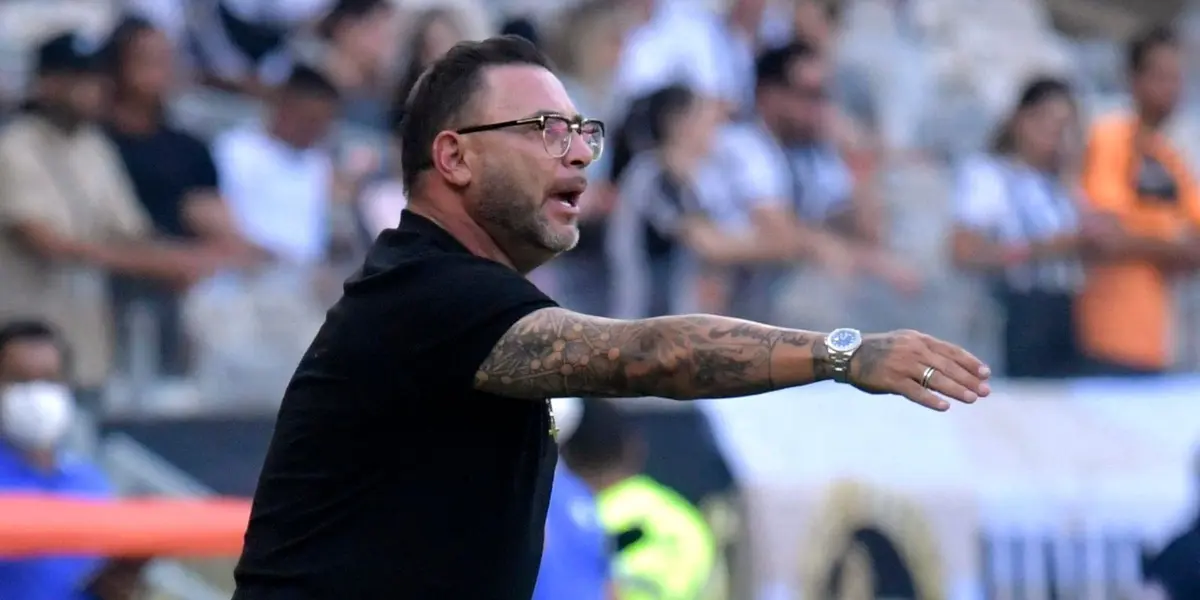 El Turco fue expulsado contra el América. Sin embargo, ya tiene un antecedente con las tarjetas rojas.