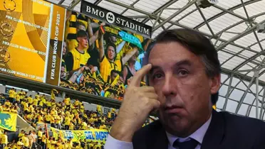 Emilio Azcárraga y afición del América/ Foto Roberto Haz.