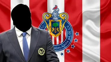 Entrenador incógnito del América junto al escudo de Chivas / FOTO AZCENTRAL