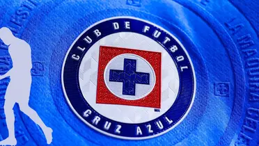 Escudo de Cruz Azul en jersey. Foto: Cruz Azul