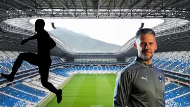 Estadio BBVA de fondo, tomado de Infobae, con Demichelis al frente