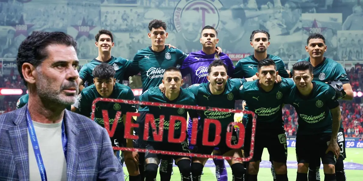 Fernando Hierro junto a futbolistas de Chivas / FOTO X