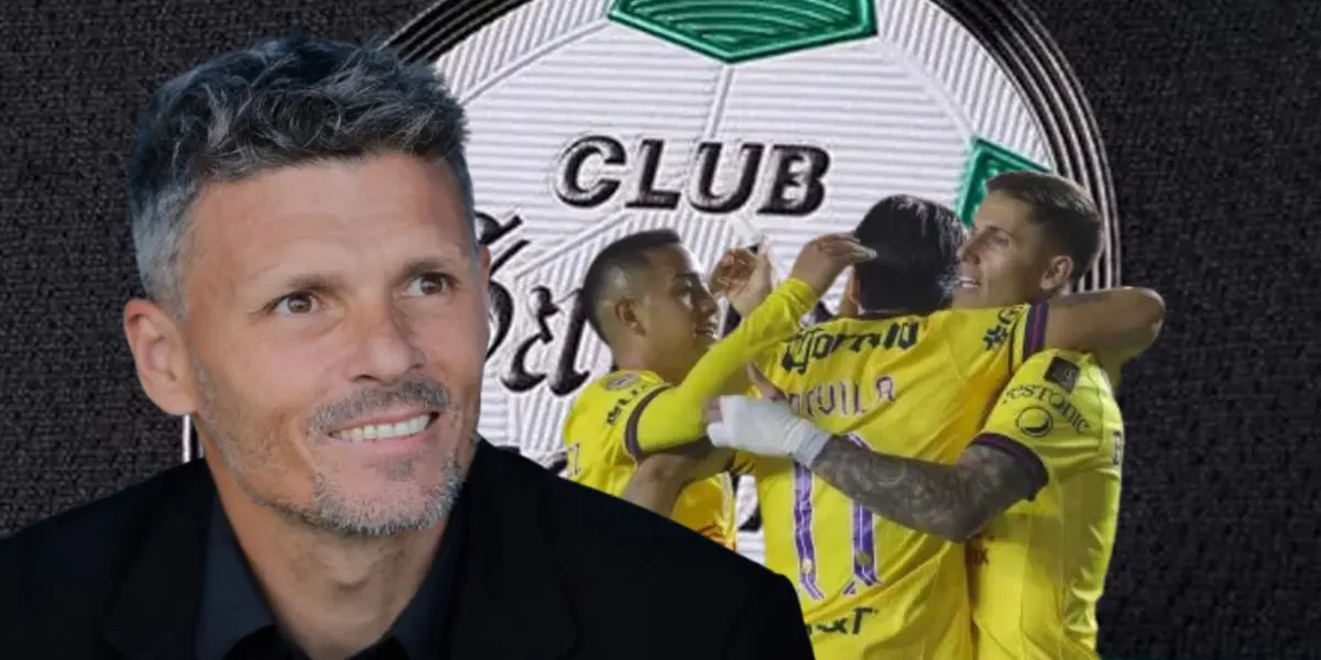 Fernando Ortiz junto a futbolistas del América / FOTO GETTY IMAGES