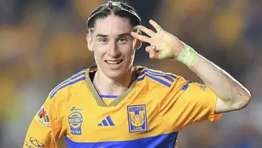 Flores en partido con Tigres, Foto: Getty