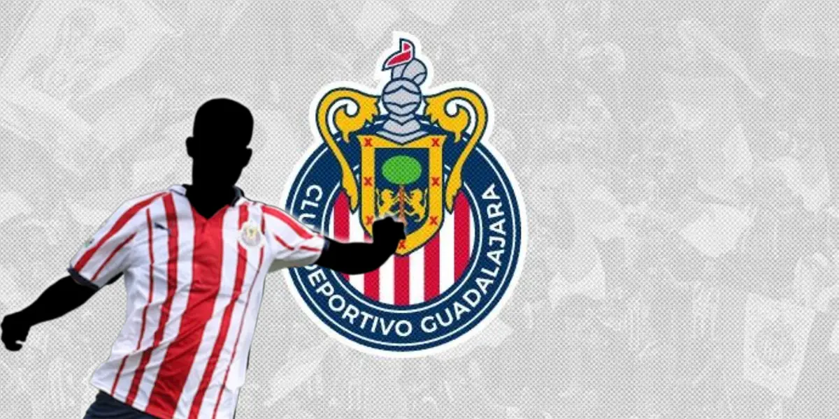 Futbolista incógnito de Chivas junto al escudo del Rebaño / FOTO MARCA