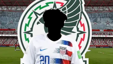 Futbolista incógnito de EUA junto al escudo del Tri / FOTO SBI SOCCER