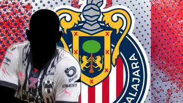 Futbolista incógnito de Rayados junto al escudo de Chivas / FOTO CERO A CERO