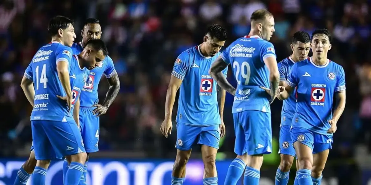 Futbolistas de Cruz Azul / FOTO RÉCORD