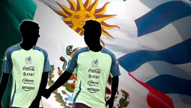 Futbolistas incógnitos del Tri junto a banderas de México y Uruguay / FOTO FÚTBOL TOTAL